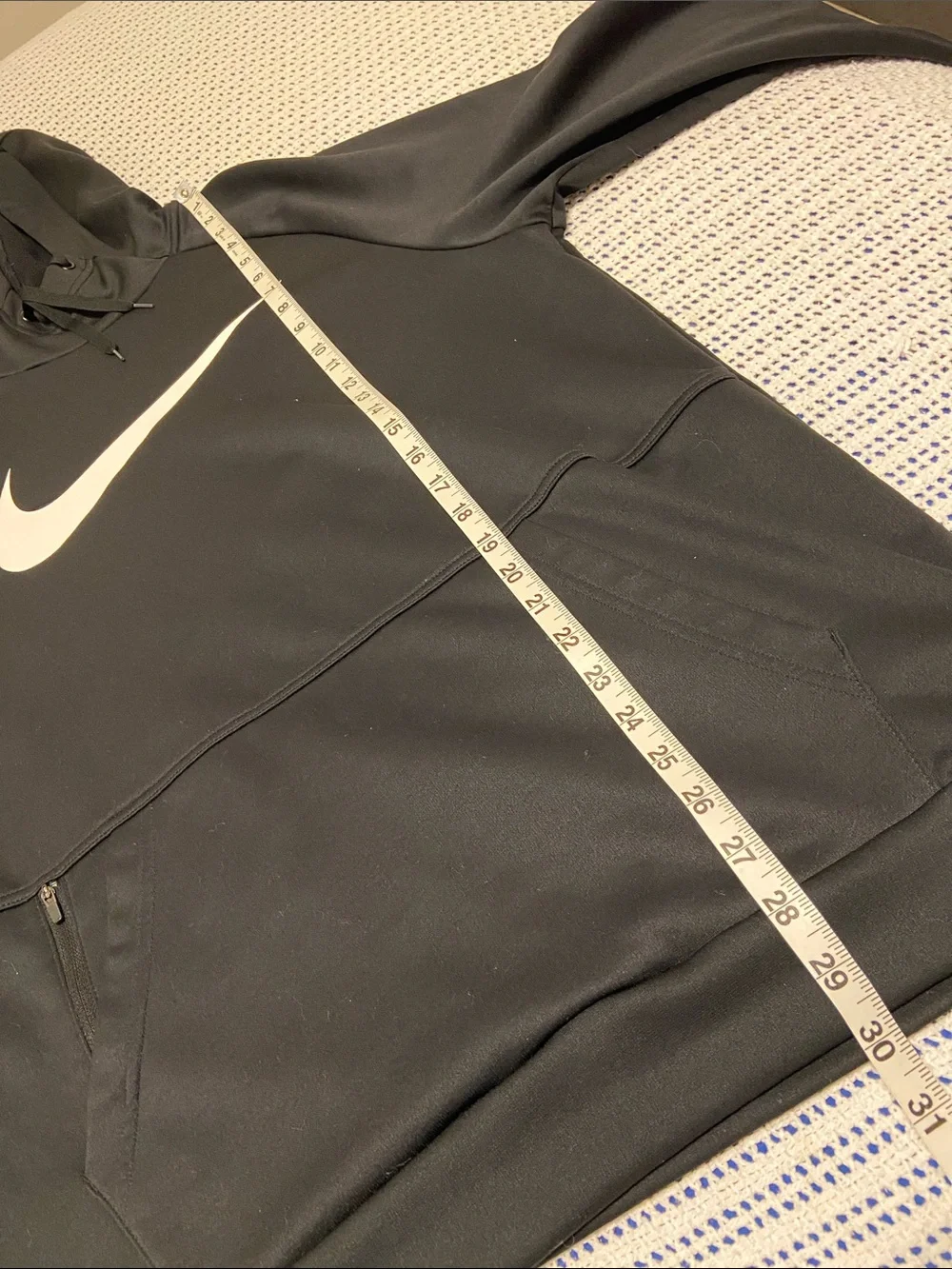 Nike Thermo Fit Hoodie Sweatshirt Men’s Size Large zip pocket Gym Athletic